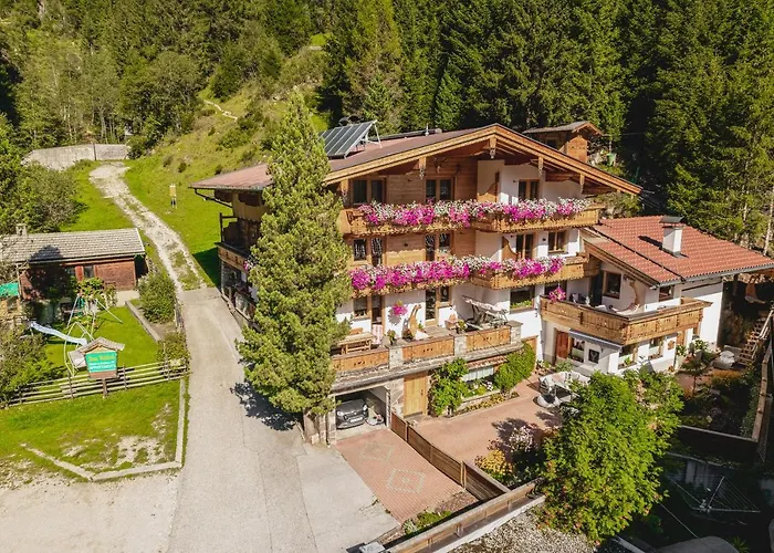 Gaestehaus Waldruh بيت ضيافة