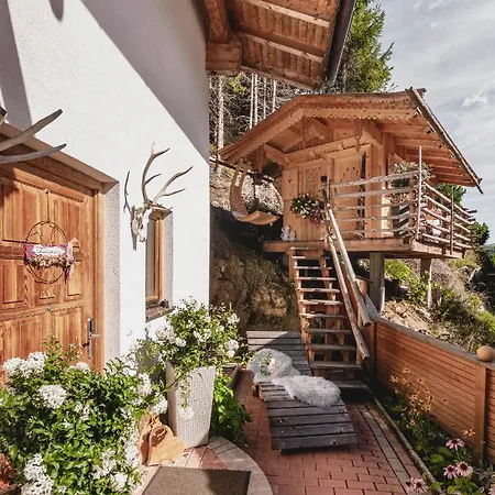 Pensjonat Gaestehaus Waldruh Gerlos