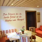 Gaestehaus Waldruh Penzion 3*